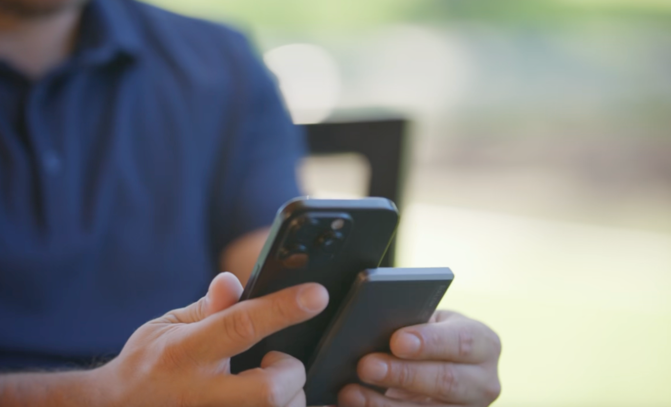 BULLISH POWER HOLSTER with Detachable Magnetic Power Bank